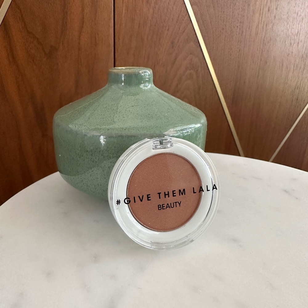 Give Them LaLa Bronzer
